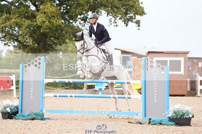 241004A-144512-00792 - Fri 04 Snr Fox & 1.20m Open