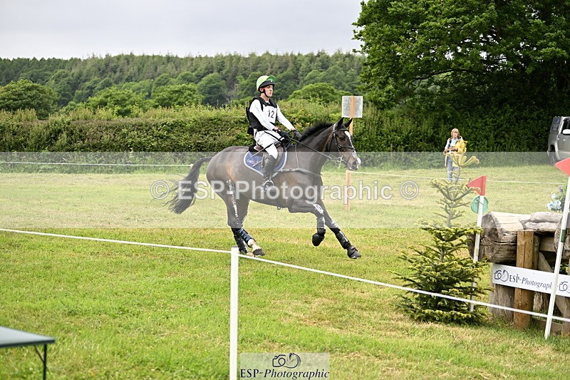 250524A-095453-08406 - A-012-Archie.Tulloch-ZIPPED.UP
