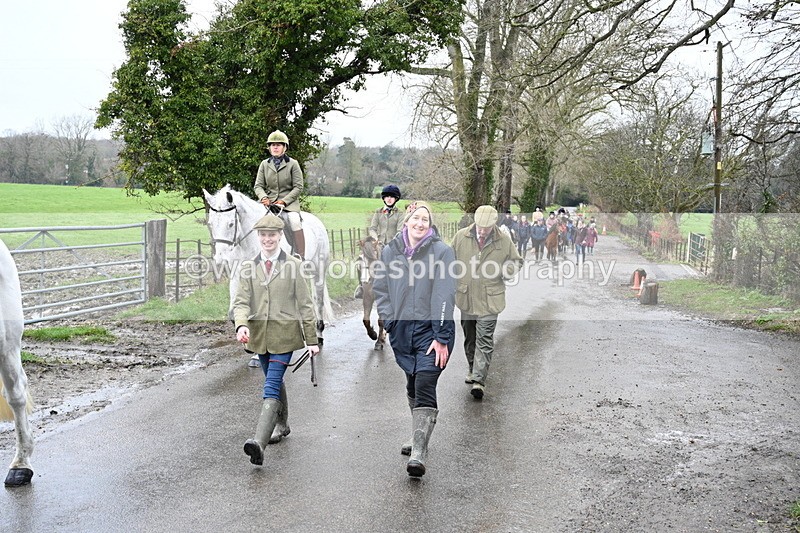 WJ7_9380 - Walk out..
