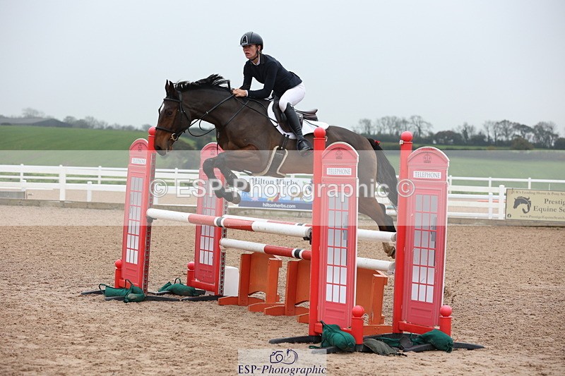 231112A-104601-03422 - Cls 17 Blue Chip Novice Winter Qualifier