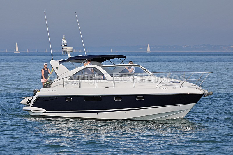 190825 COWES TORQUAY SPECTATOR BOAT 1Y3A0857 - Motorboats - Open