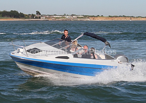 100523 BLUE SPEEDBOAT IMG_5526 - Motorboats - Open