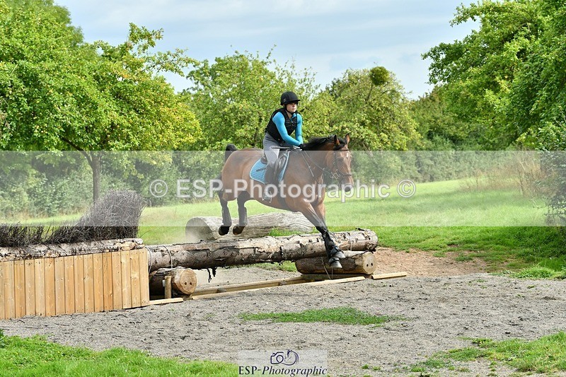 230817-152914-01521 - Theo's 2nd Group - XC