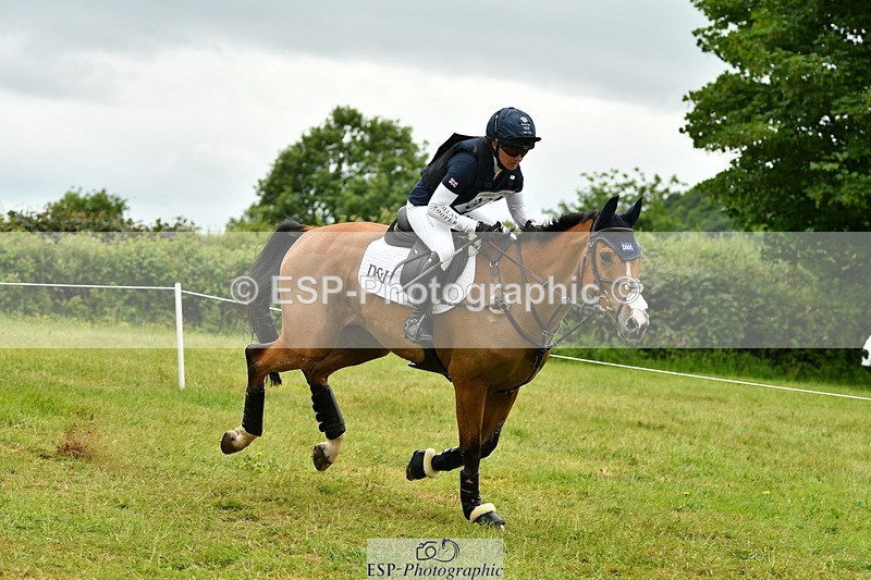 250524A-111931-09263 - B-321-Laura.Collett-BALANCERO