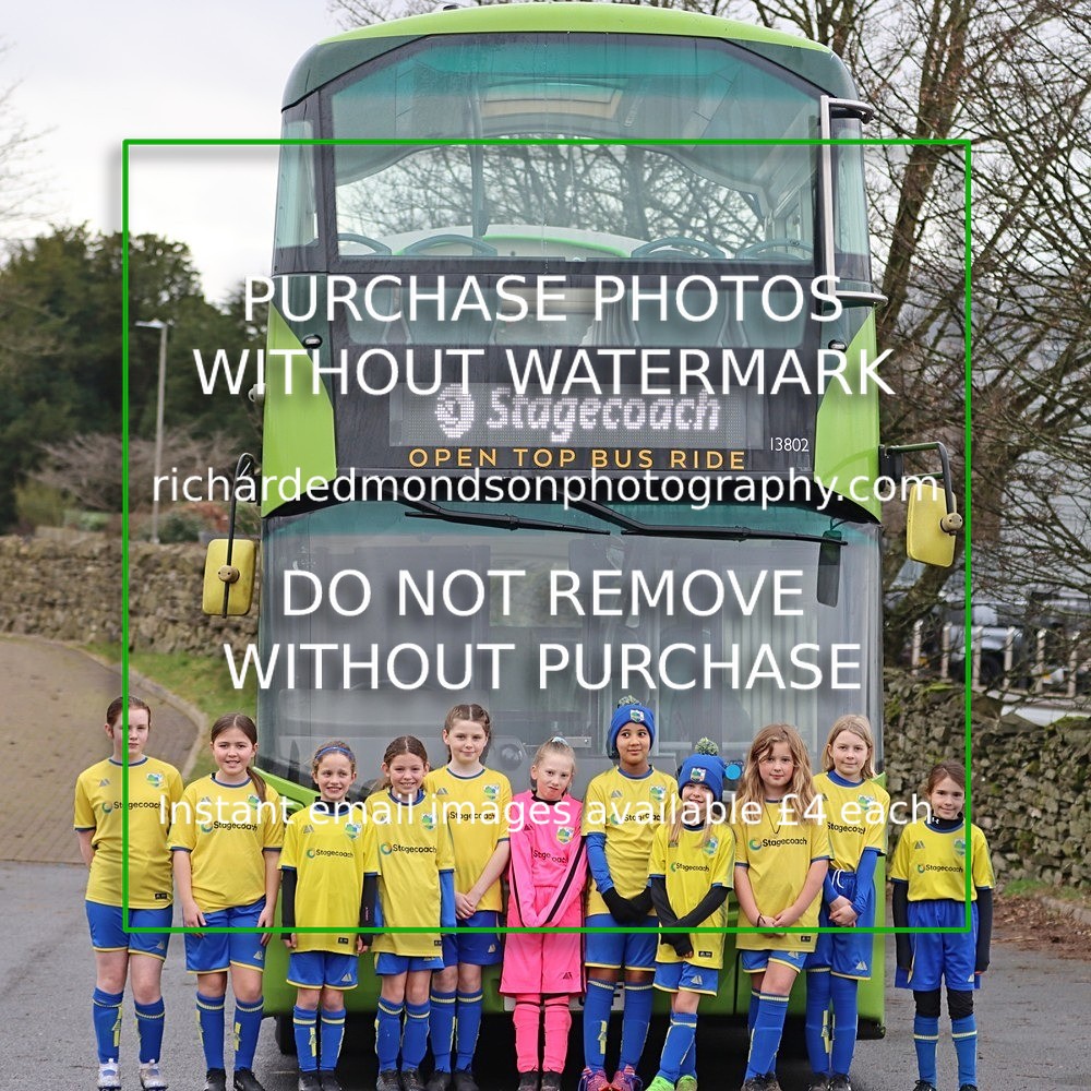 IMG_1310 - Kendal United U10 Girls (Stage Coach Photo Shoot)