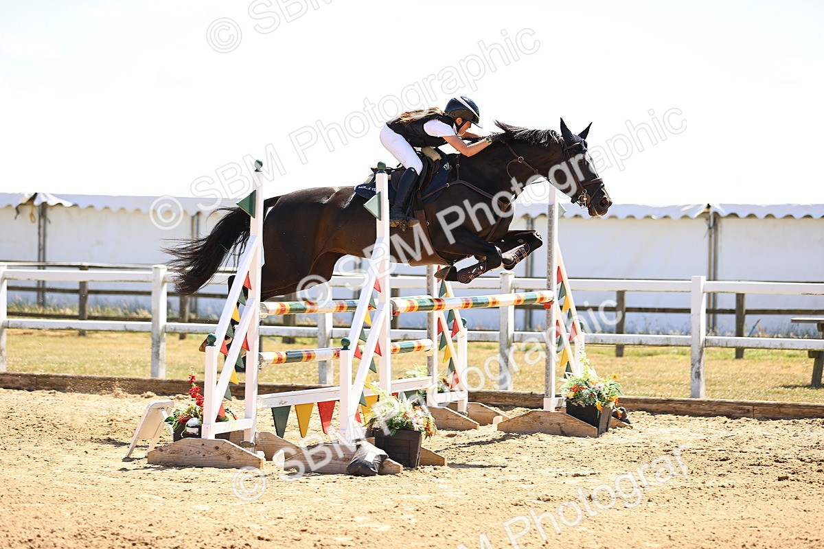 SBM_014921 - Class 15 - Senior Newcomers - 1.10m Open