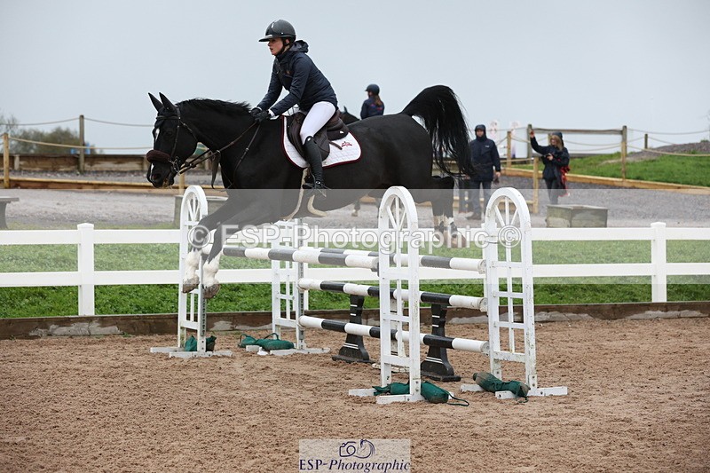 231112A-133341-04530 - Cls 20 Newcomers & 1.10m Open