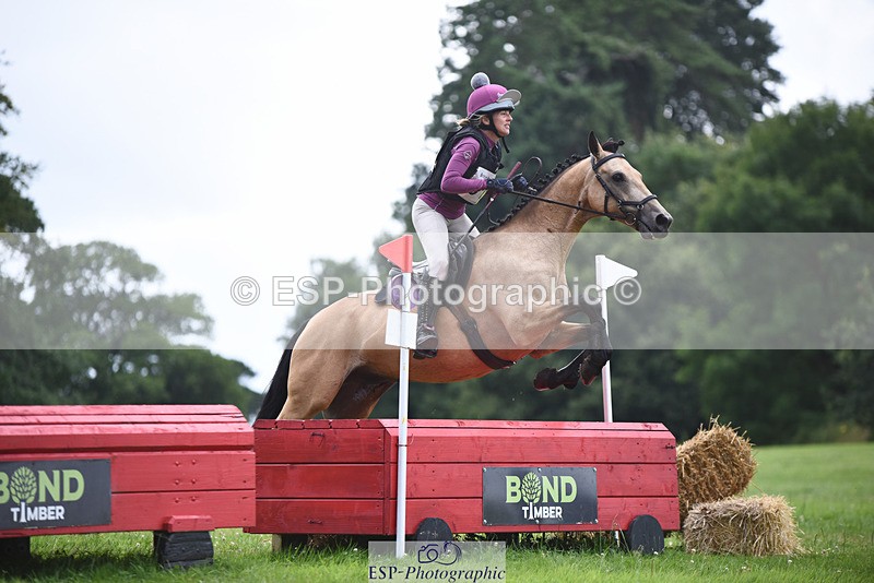 240804-162604-18590 - 619-Fiona_Lewis-BALLYANNY_BUTTONS