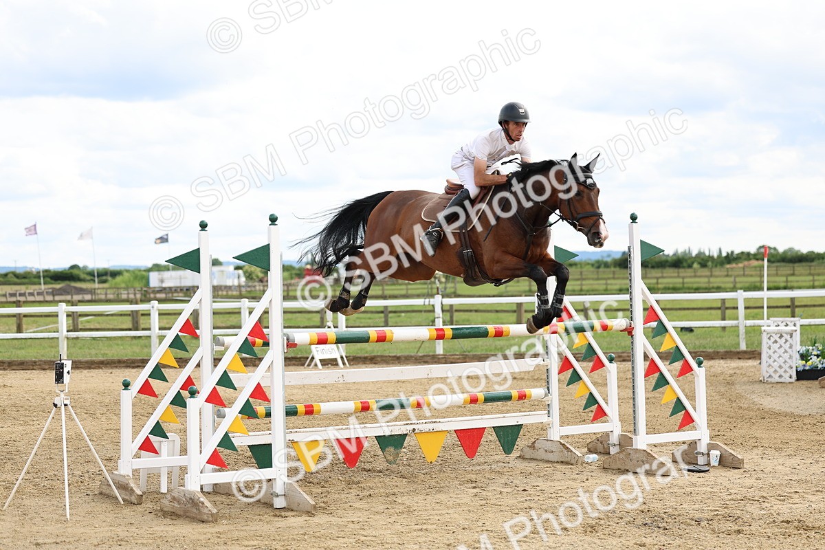 SBM_006332 - Class 20 - Senior Foxhunter - 1.20m