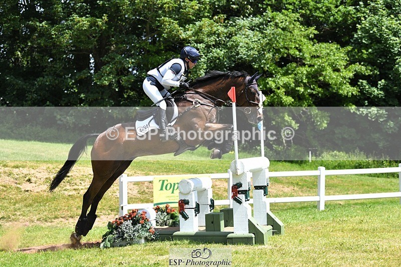 230528-120423-16505 - 419-OUTBACK_II-Laura_Collett-XC