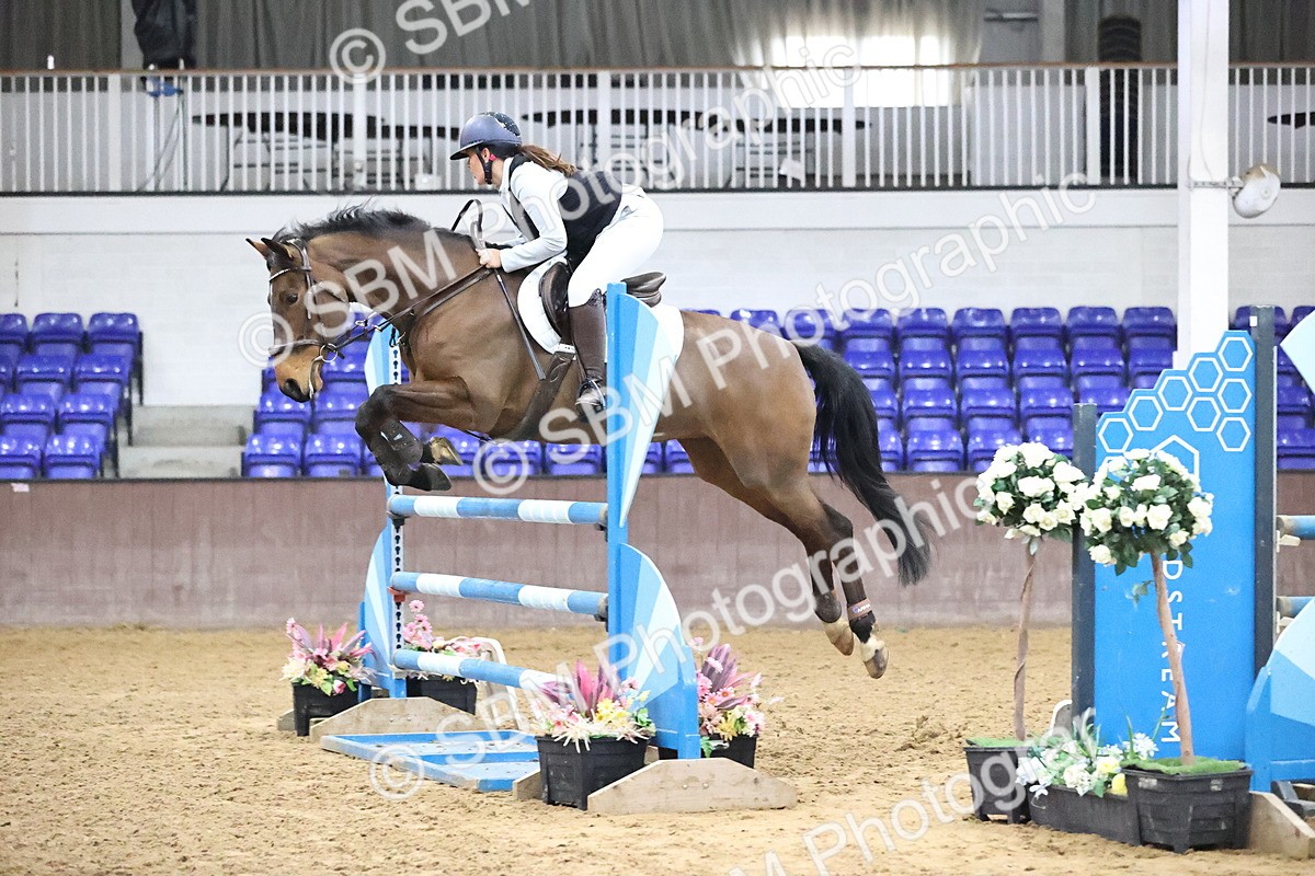 SBM_001989 - Class 10 - Senior Newcomers - 1.10m