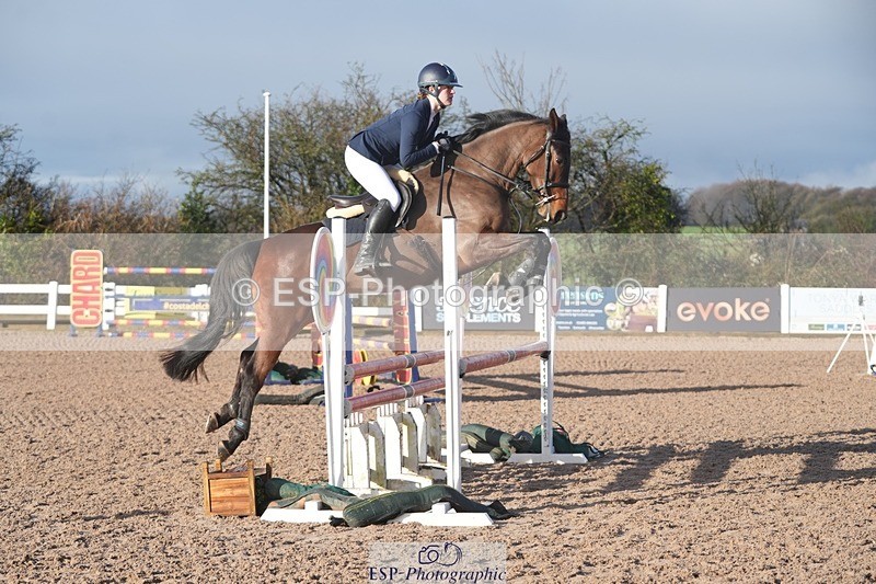 260201-100910-02979 - Cls 16 British Novice and 90cm