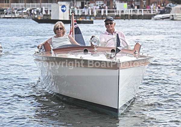 090704 LAKE LUCERNE IMG_8314 - HENLEY REGATTA  SATURDAY 4th JULY 2009