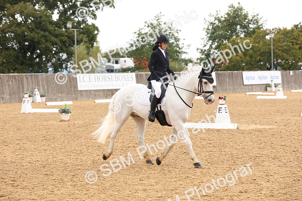 SBM_44058 - D6 - Small Tour Championship Intro 4