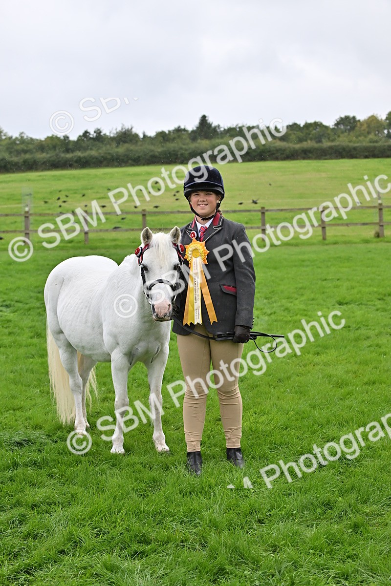 SBM_68651 - S42 - Junior Handler 9-12 Years