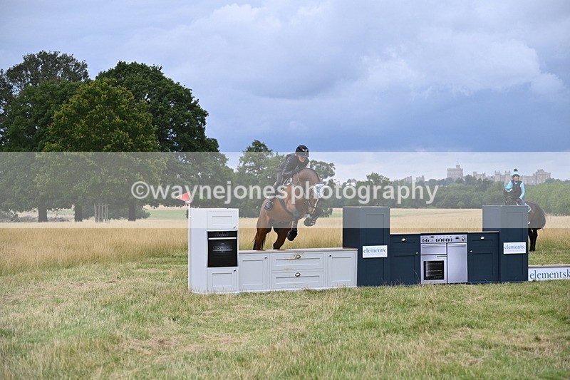 WJ6_3095 - Time at Jump 11:06 to 11:40