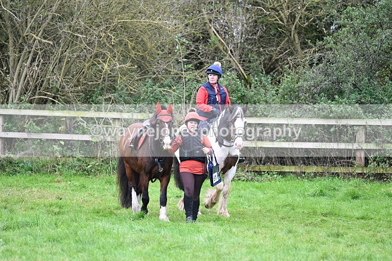 WJ7_1345 - Time at Photographer 12:35 to 13:04