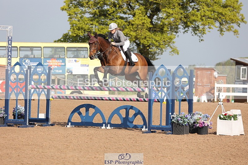 240511A-085213-10825 - Cls 32 Foxhunter