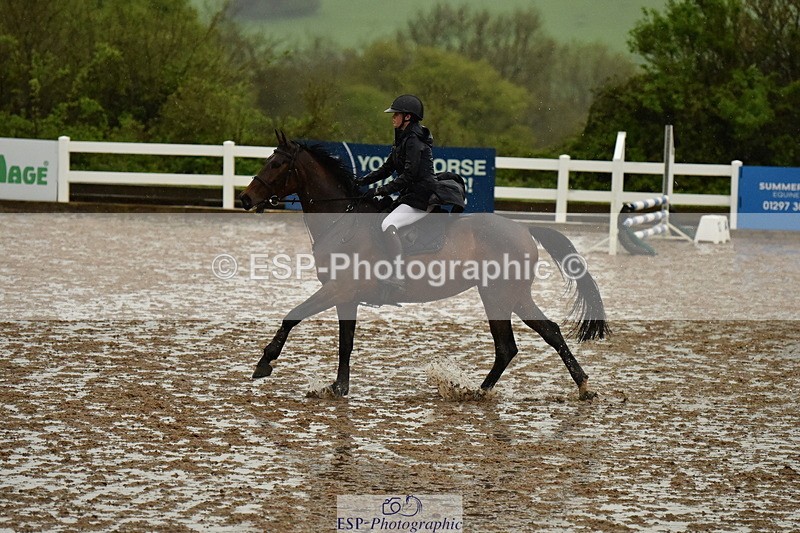 230509A-164210-00113 - 70cm