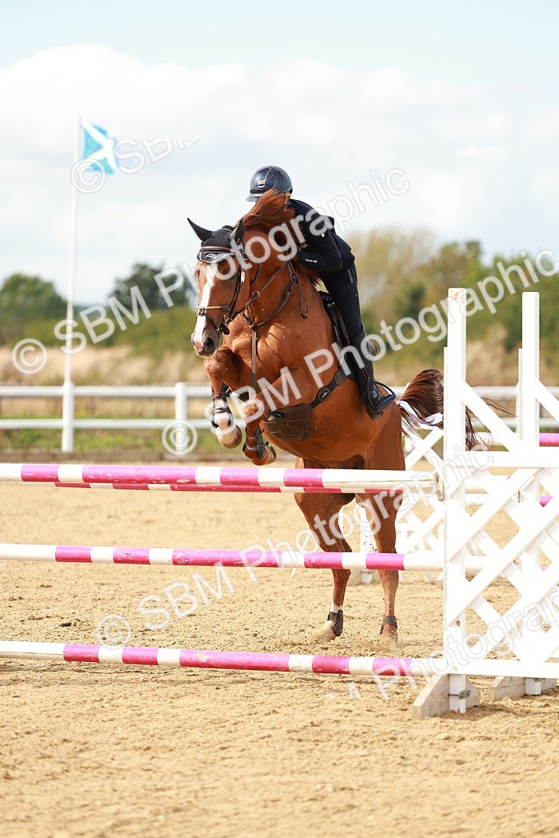 SBM_001829 - Class 4 - Senior Newcomers - 1.10m