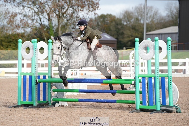 251026-121445-02350 - Cls 4 Pony Winter Novice + 80cm Open