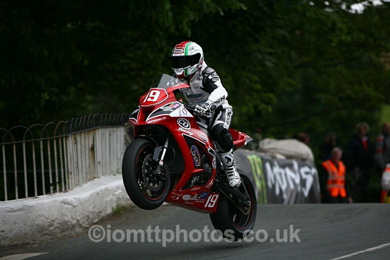  - Superstock Race