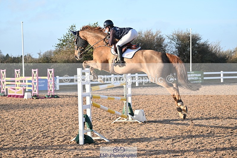 231210A-142015-02723 - Cls 21 Foxhunter & 1.20m Open