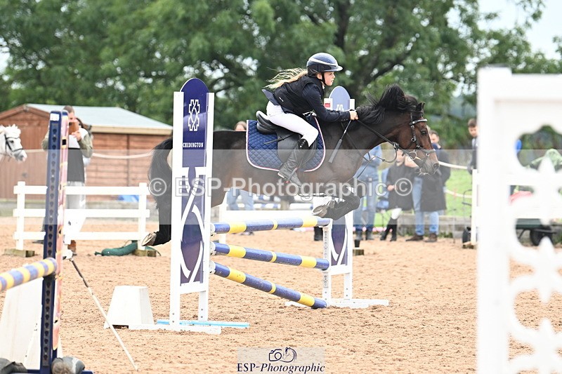 240907A-122822-01633 - Cls 3 Pony Medium Team 80cm & 90cm