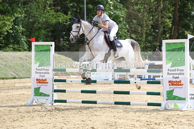 3E7A7233 - Class 7: Senior Newcomers/1.10m open