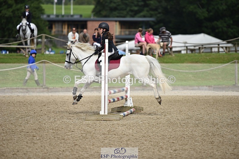 240802-100444-00698 - 70cm Round 1