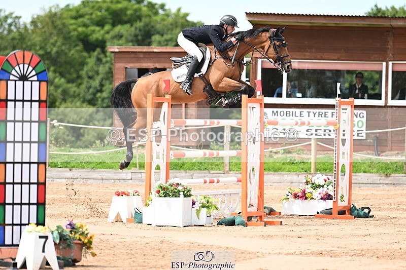 240721A-121746-17802 - Cls 8, 3 Star Big Tour LR 1.55m Grand Prix
