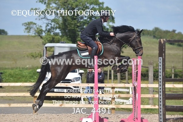 JAC_4491 - CLASS 6 Senior Newcomers/ 1.10m Open