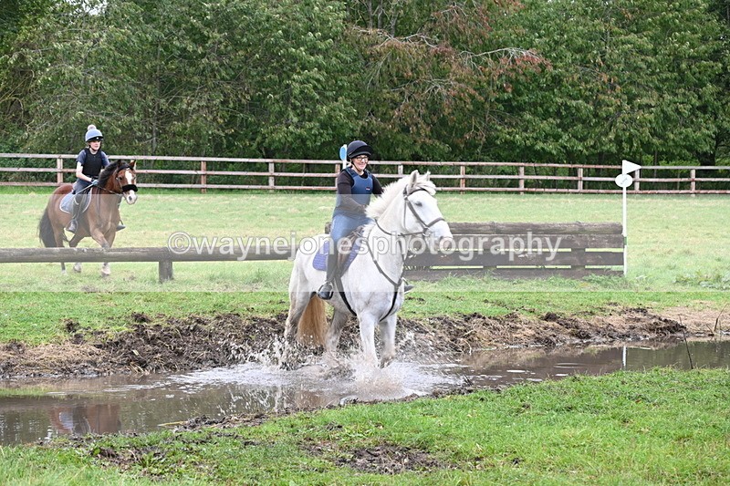 WJ6_7077 - Time at Photographer 13:06 to 13:23