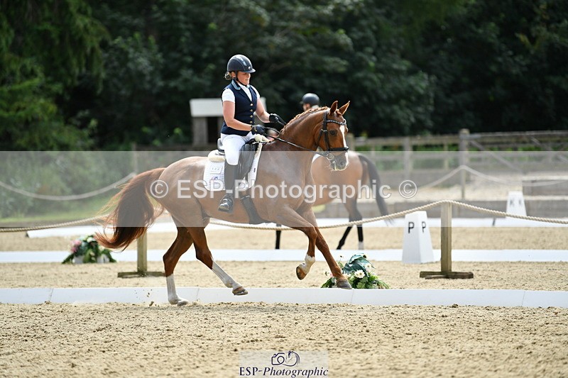 250718A-145608-02494_013-VerityPerry-Bianchi - 078-257-1956