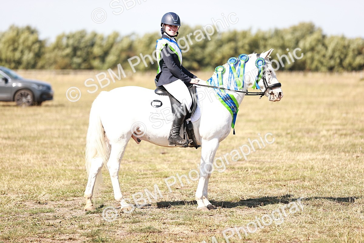 SBM_004644 - Class 12 - Novice 5 - 10.31-11.41