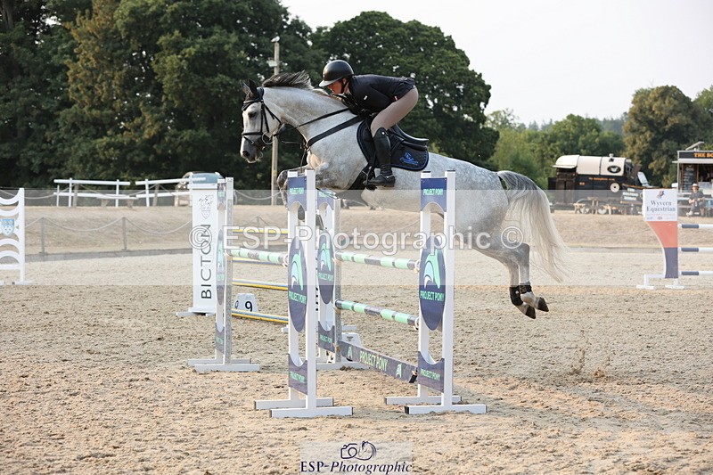 250816A-181724-03339 - Cls 11 Snr Foxhunter