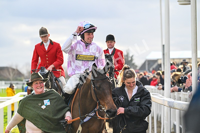 110325-Race 5-Golden Ace-3515 - 11th March