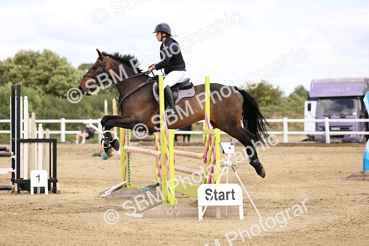 SBM_000040 - Class 3 - 90cm showjumping