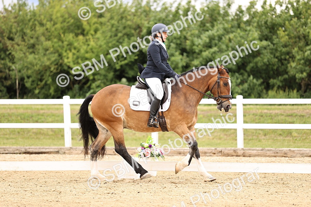 SBM_002825 - Class 2 - Novice 4 - 12.00-13.10