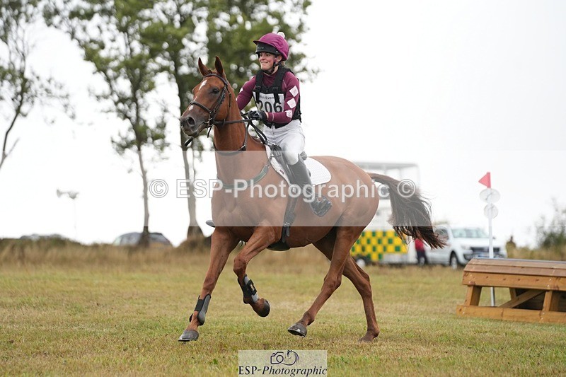 250830-110525-00950 - E-206-Georgie.Selley