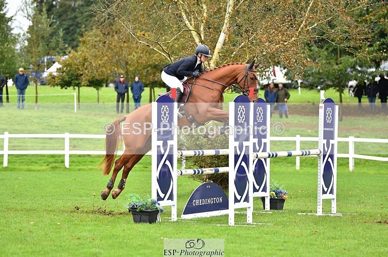 231021-122826-16559 - 043-OTTENTIK.NOBILITY-Dani.Evans-SJ