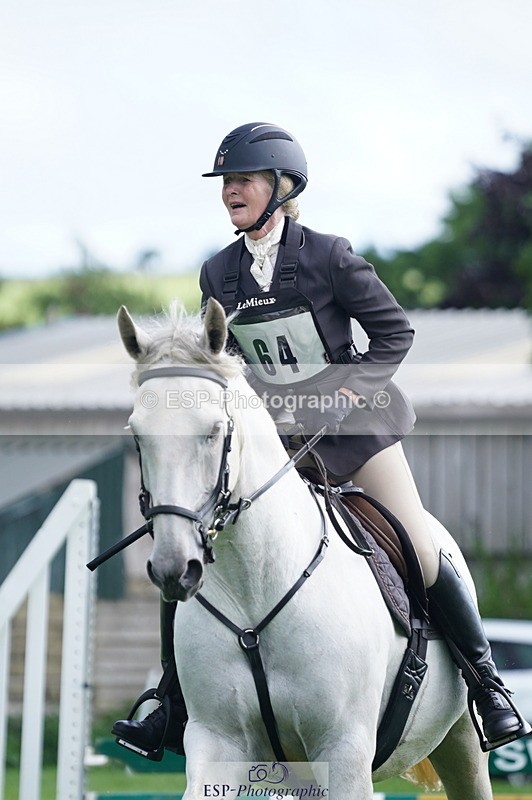 240811A-102948-00945 - 064-