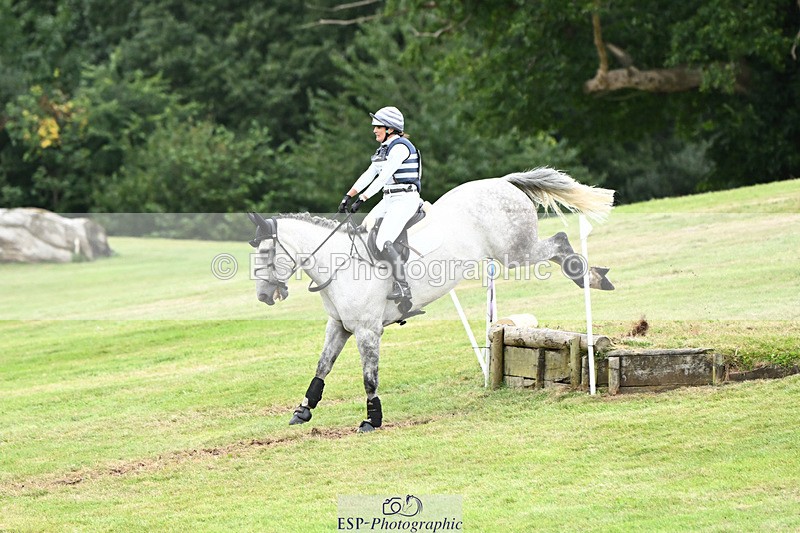 240825X-180523-38128 - 80cm XC 17.30 to End