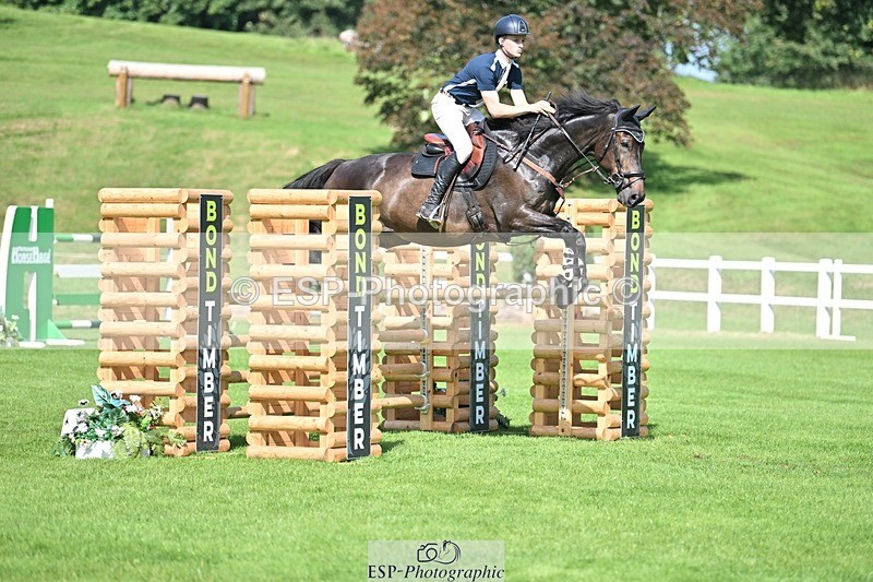230909-114815-05293 - Cls 11 Snr Foxhunter & 1.20m Open