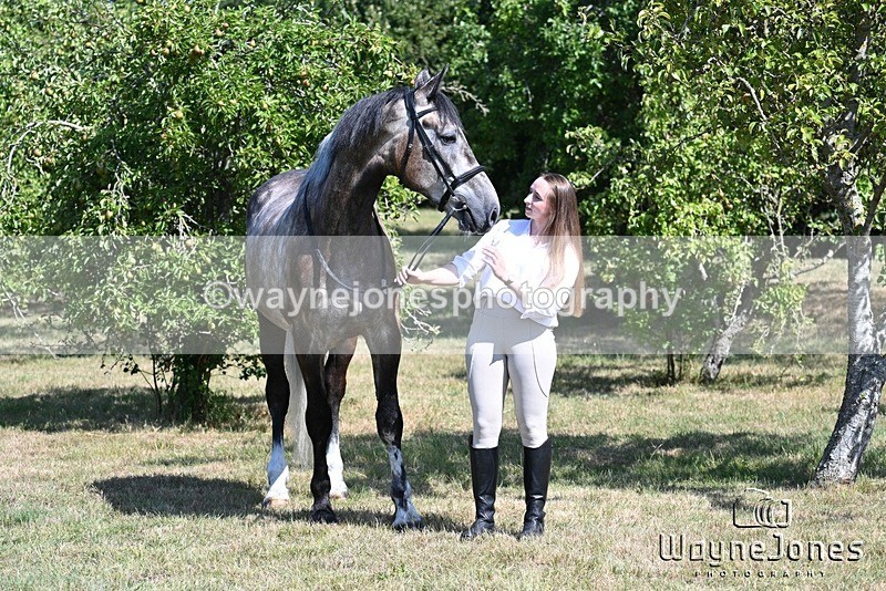 WJ7_2450 - Annable & Atlas 13-07-25