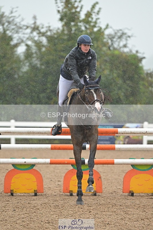 240925A-142307-01131 - Cls 5 Foxhunter and 1.20m Open