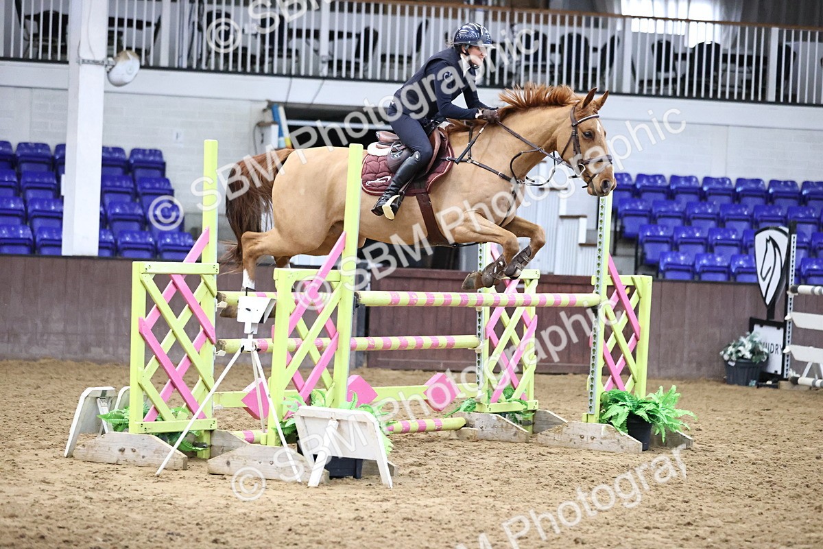 SBM_005632 - Class 17 - Senior Newcomers 1.10m