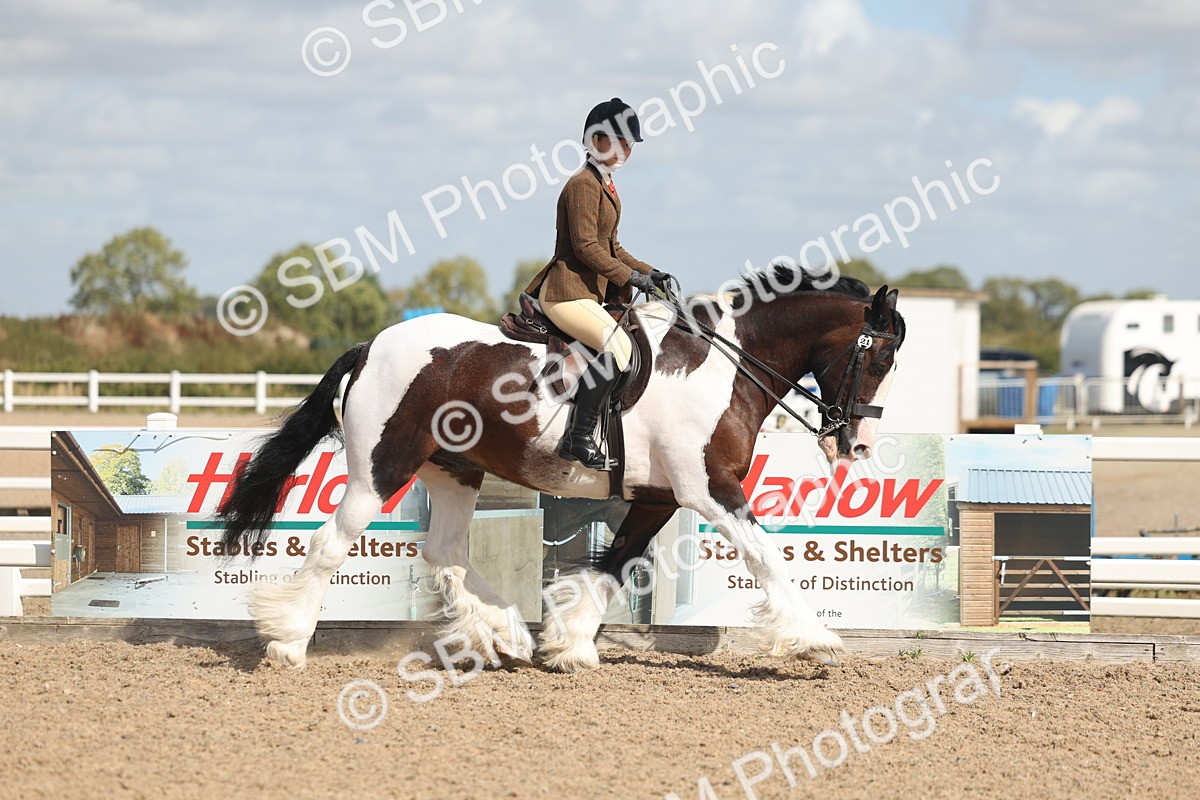SBM_23230 - Class 807 - young Rider 11 to 16 Years