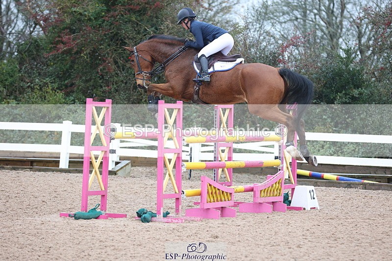 231112A-133955-04593 - Cls 20 Newcomers & 1.10m Open