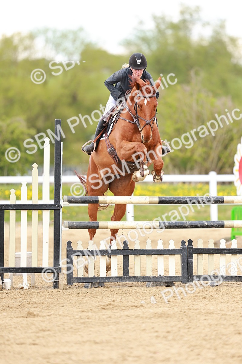 SBM_001957 - Class 4 - Senior Newcomers - 1.10m